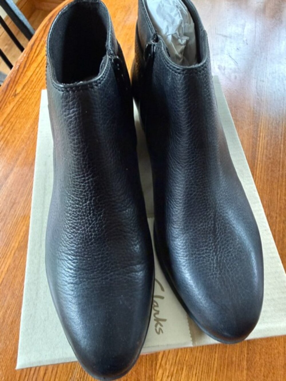 Clarks Addiy Kara Black Leather Ankle Boots Women’s Size 8.5 NIB